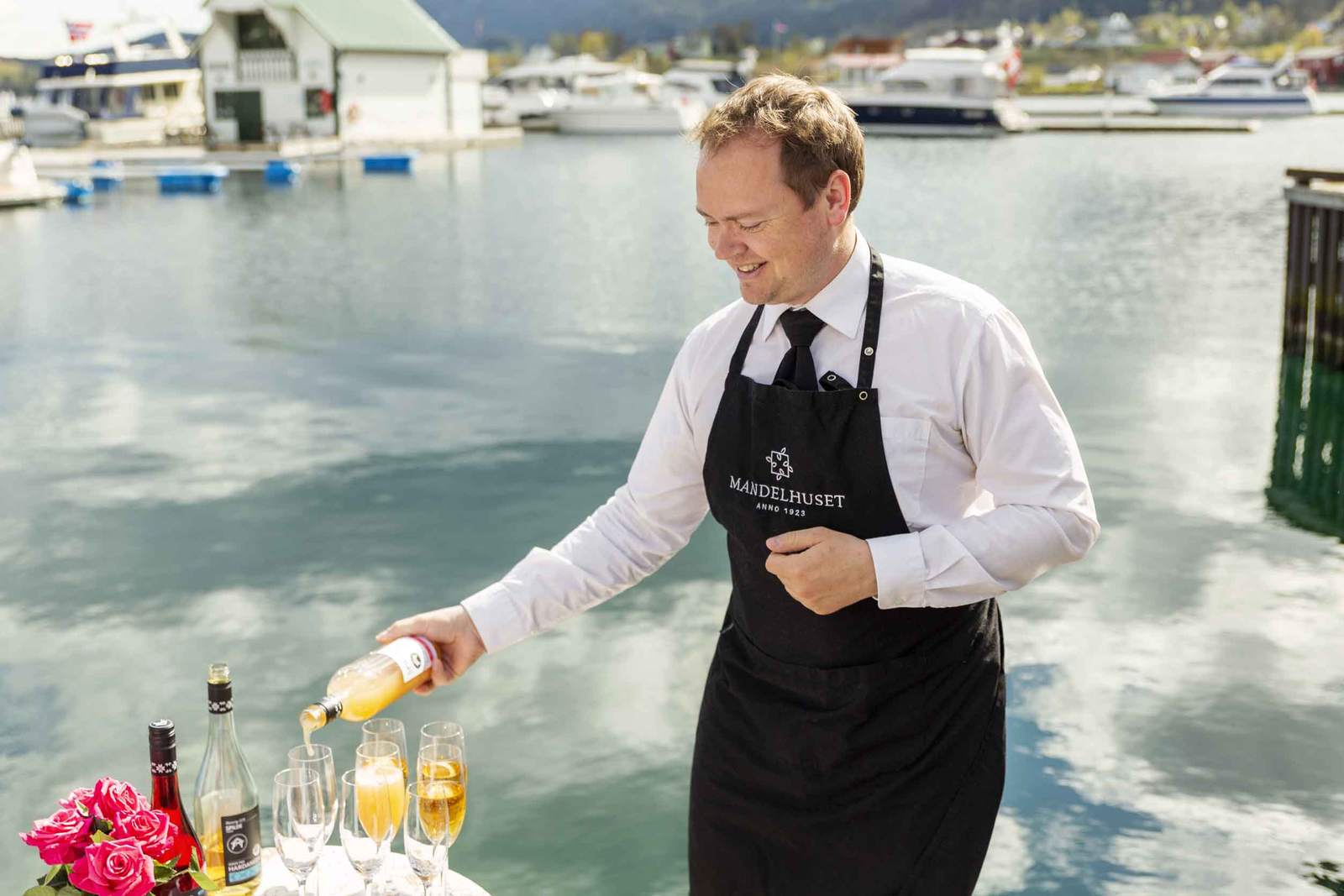 Pouring apple juice