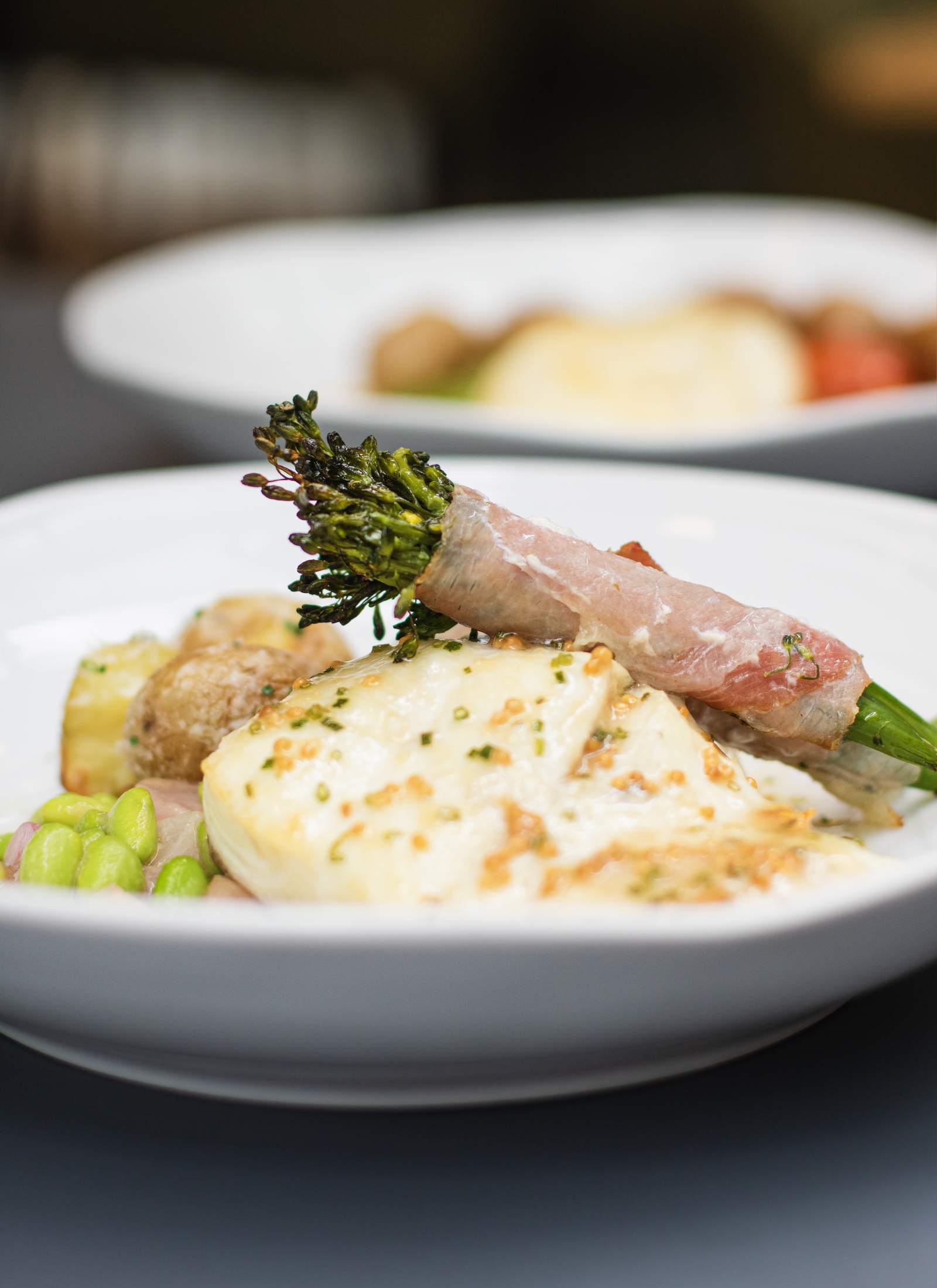 Halibut with asparagus